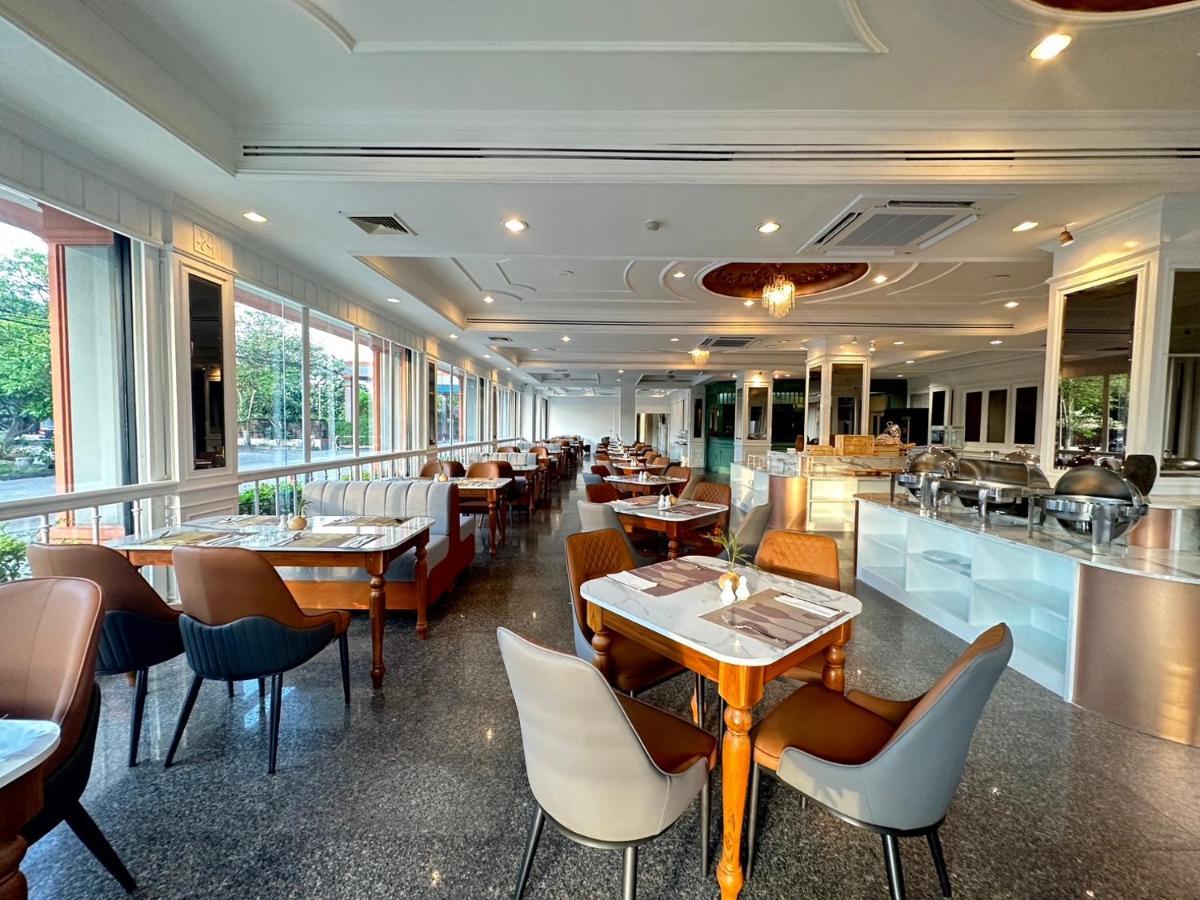 Coco Beach Hotel Jomtien Pattaya Exteriör bild
